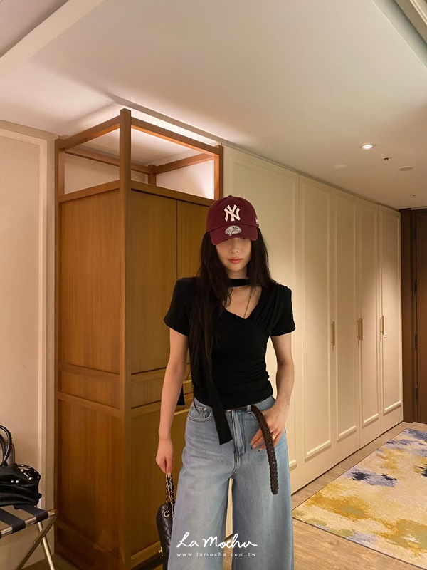 交叉領垂帶上衣